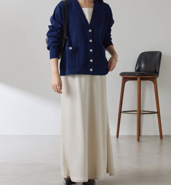  「ツヤボタンカーディガン」|ニット・セーター|