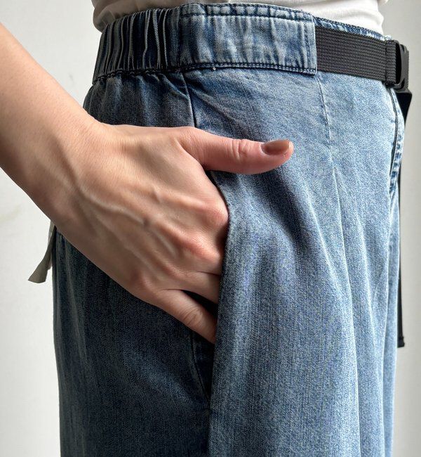  「ベルト付リヨセルデニムパンツ」|デニム|