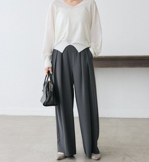  「【ウォッシャブル】【シーズンレスで使える】タックワイドスラックス」|チノ|