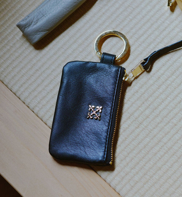  「カラビナ付き ソフトレザーマルチケース」|その他|ブラック