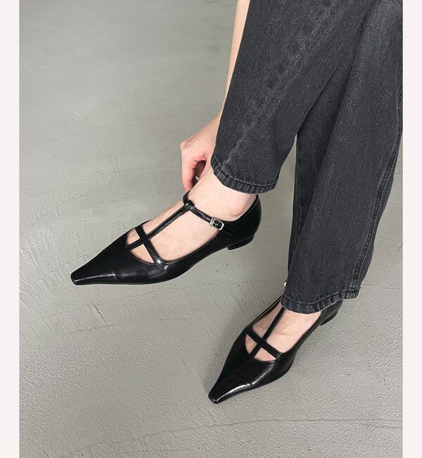  「 【オケージョンにも◎】Tストラップフラットパンプス」|パンプス|ブラック