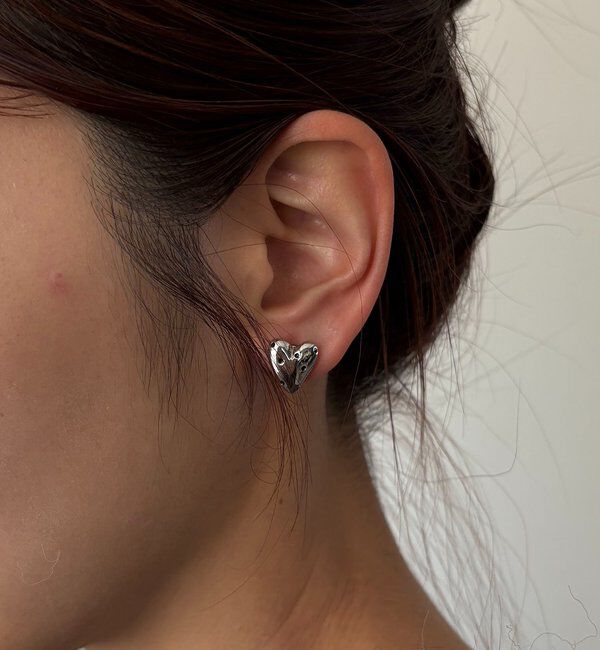  「〈GOLDY/ゴールディ〉ドットハートプチイヤリング」|リング|シルバー