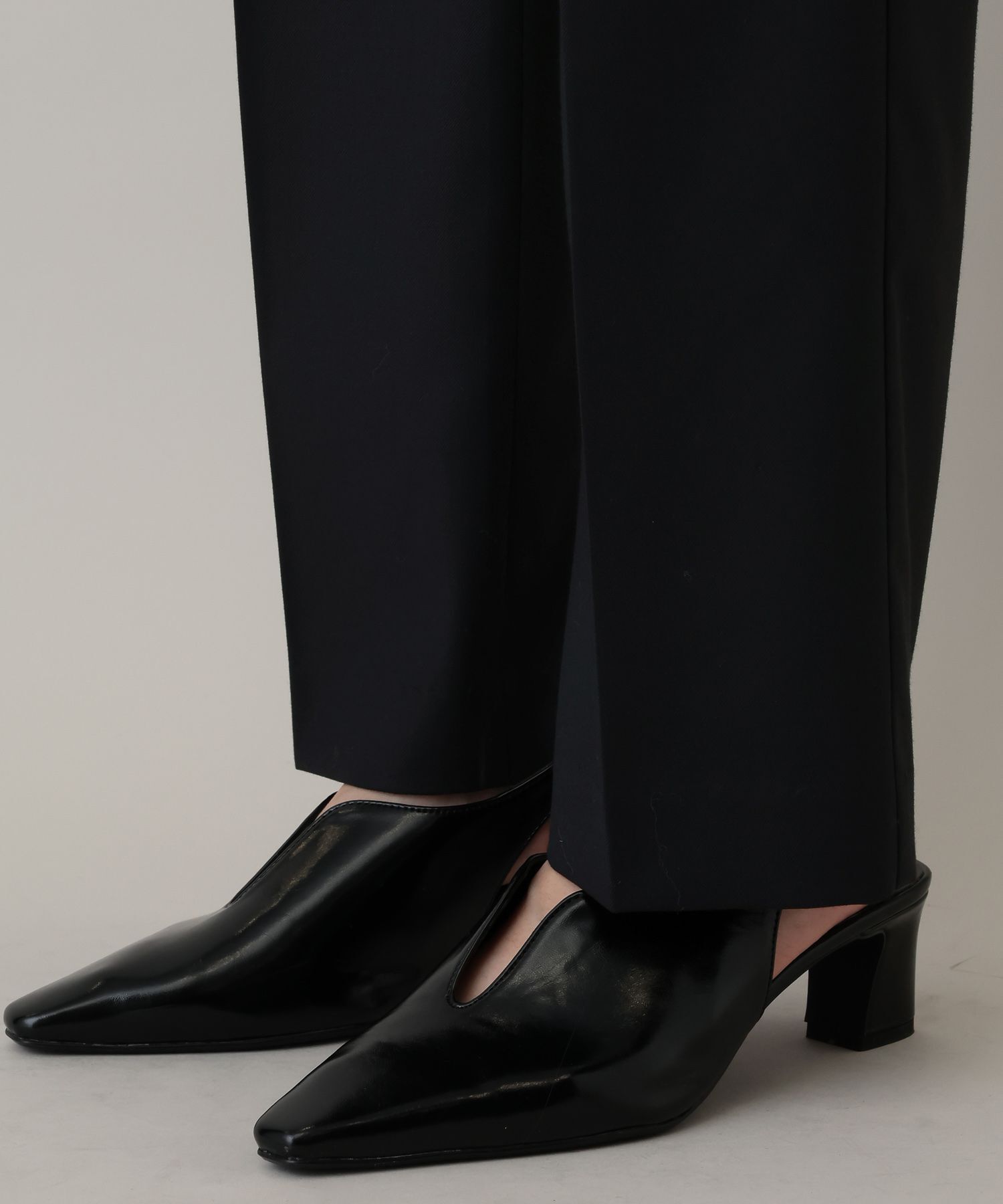 A part by 「ウールコンスリムストレートパンツ」|スラックス|