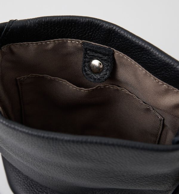 collex「【WEB限定】【Beau're/ヴュレ】斜めZIP縦長 ショルダーバッグ」|ショルダー・メッセンジャー|