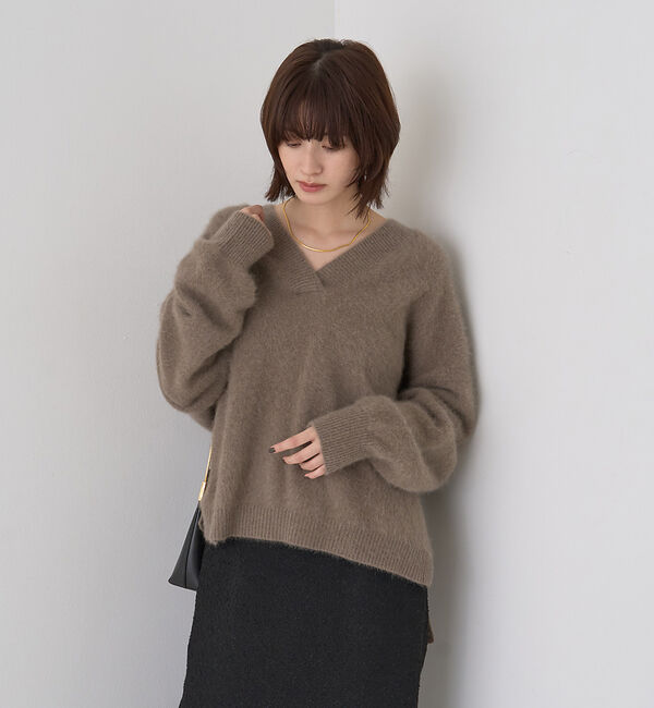 Rouge vif「フォックスウールVネックスリットニットプルオーバー」|ニット・セーター|