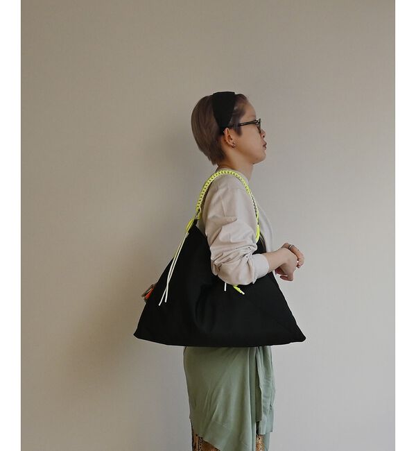 Rouge vif「【cheek/チーク】ネオンハンドルトライアングルショルダー/C26002/ワン」|ショルダー・メッセンジャー|