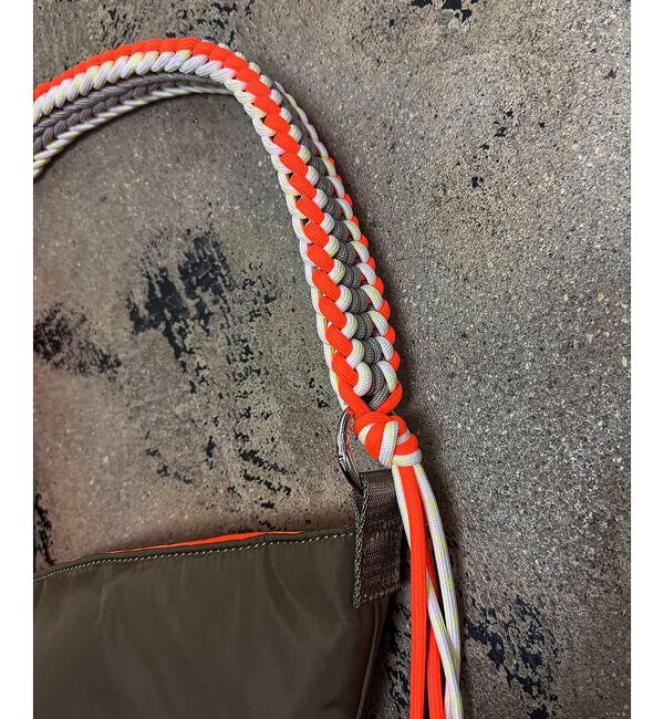 Rouge vif「【cheek/チーク】ネオンハンドルトライアングルショルダー/C26002/ワン」|ショルダー・メッセンジャー|