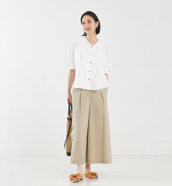 qualite「Vネックタックシャツ」|シャツ・ブラウス|