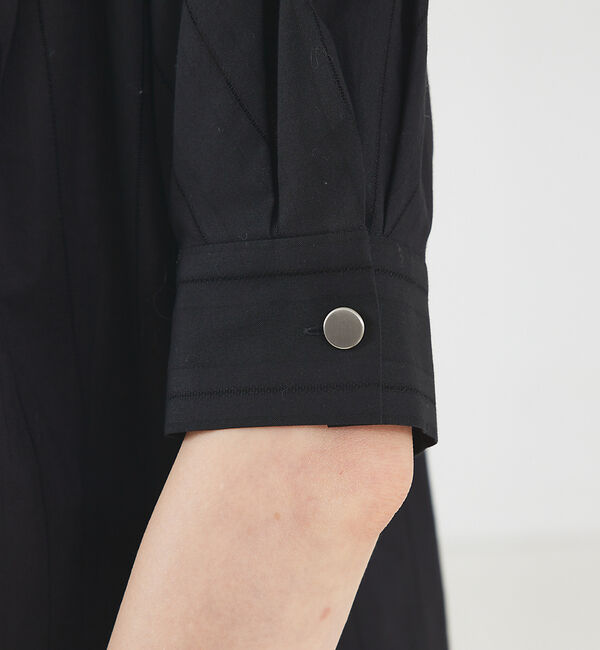 qualite「Vネックタックシャツ」|シャツ・ブラウス|