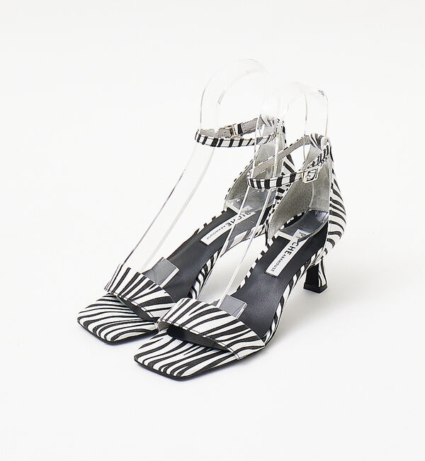 AU BANNISTER「アンクルストラップ スクエアトゥサンダル」|サンダル|