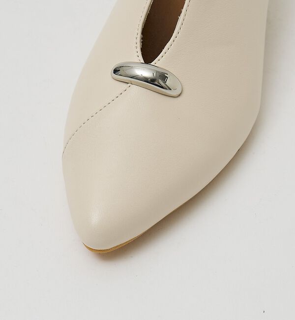 AU BANNISTER「Ｖカットパンプス」|パンプス|