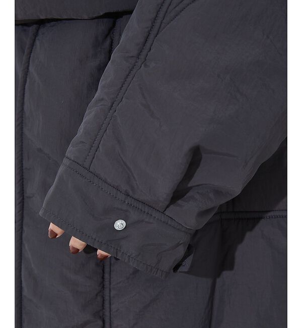 NOMINE「モンスターパーカー」|ダウン|