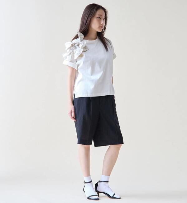TIARA「ショルダーリボンTシャツ」|Tシャツ・カットソー|