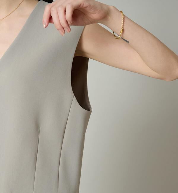 Liesse「ノーカラーVベスト（セットアップ対応）」|ベスト・ジレ|