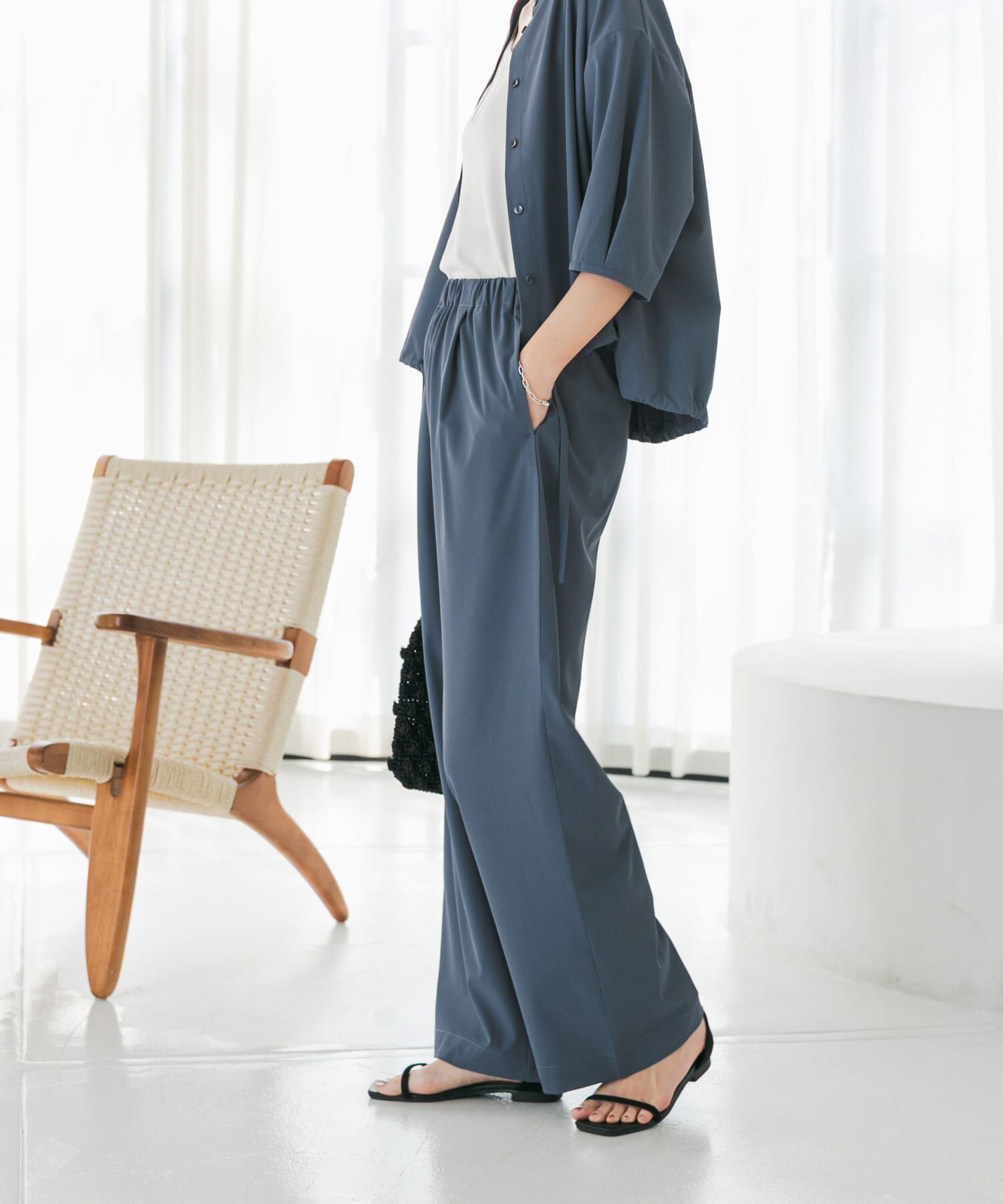 URBAN RESEARCH DOORS「『仁村紗和さん着用』『UR TECH』サマシェアストレートイージーパンツ」|その他|