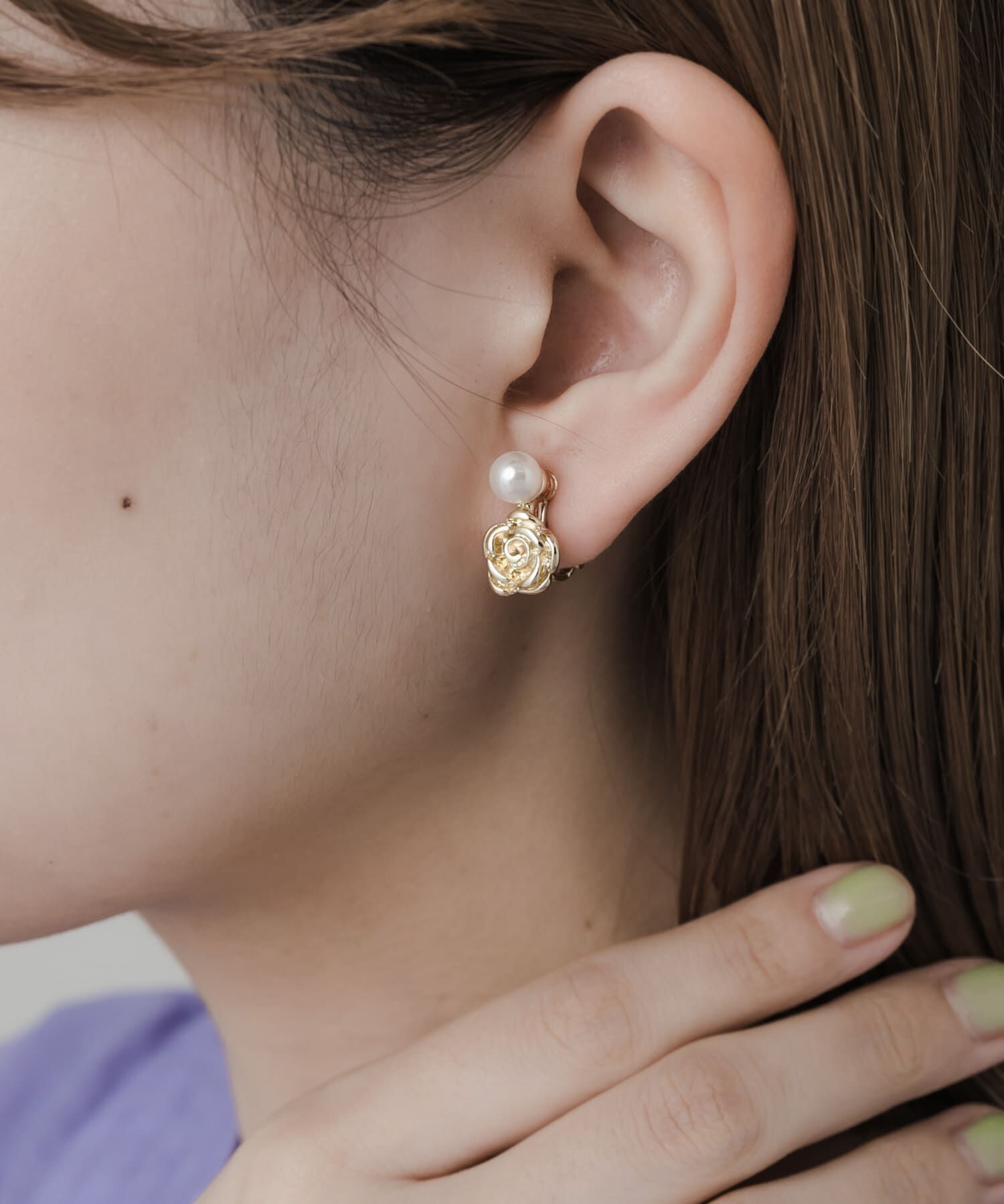 SMELLY「パールメタルフラワーイヤリング」|イヤリング|