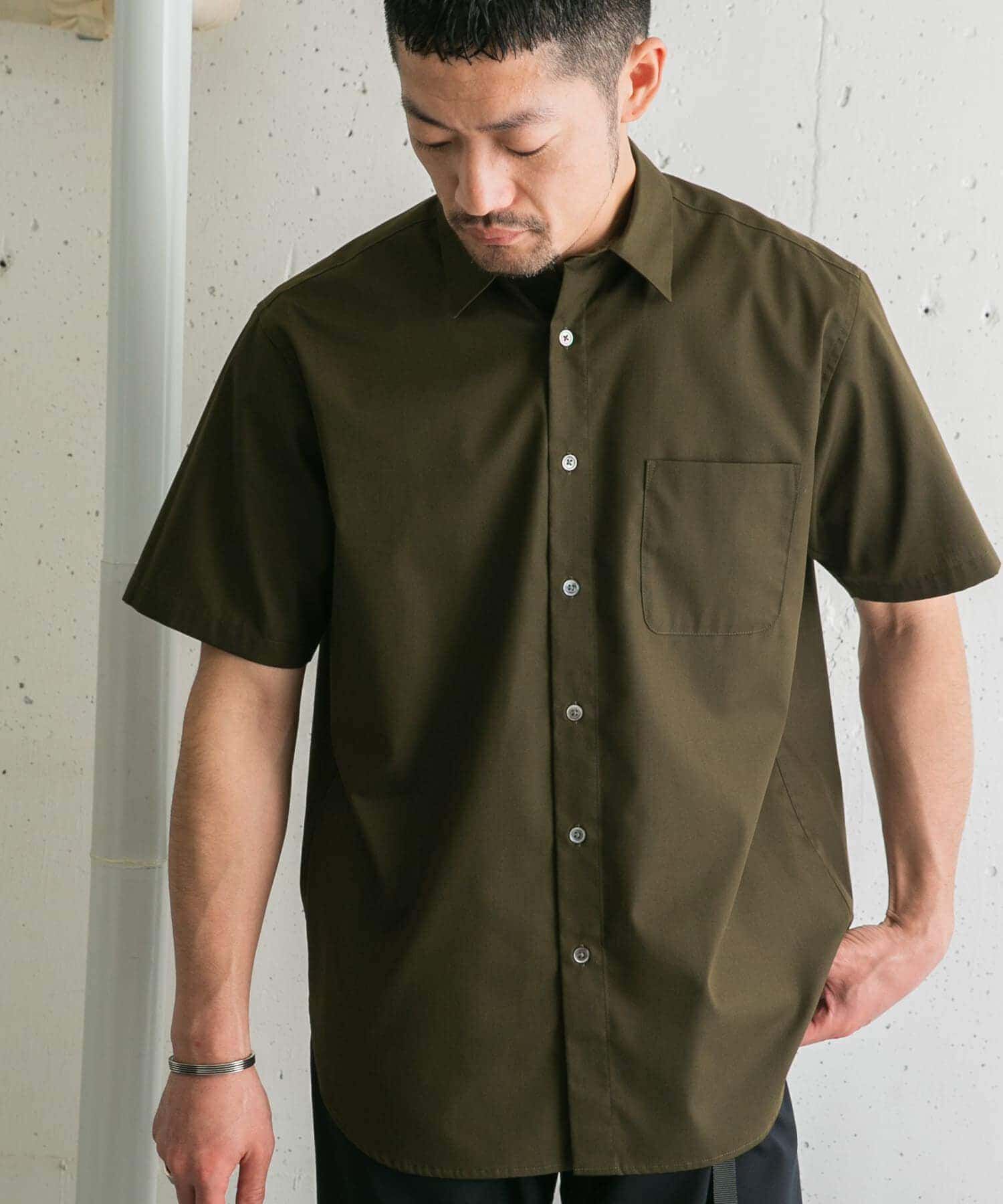 URBAN RESEARCH ROSSO「『防シワ/防臭』『XLサイズあり』ハイパフォーマンスブロード半袖シャツ」|シャツ・ブラウス|