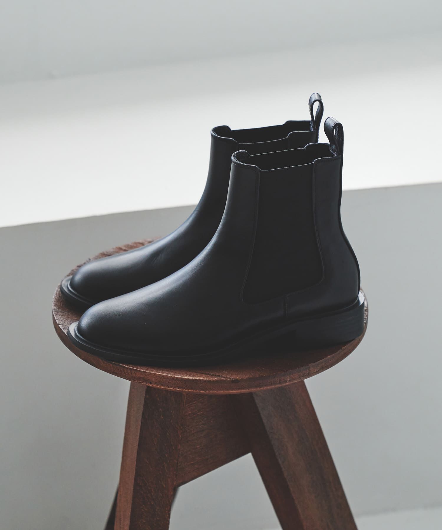 URBAN RESEARCH「レザーサイドゴアブーツ」|ショートブーツ|