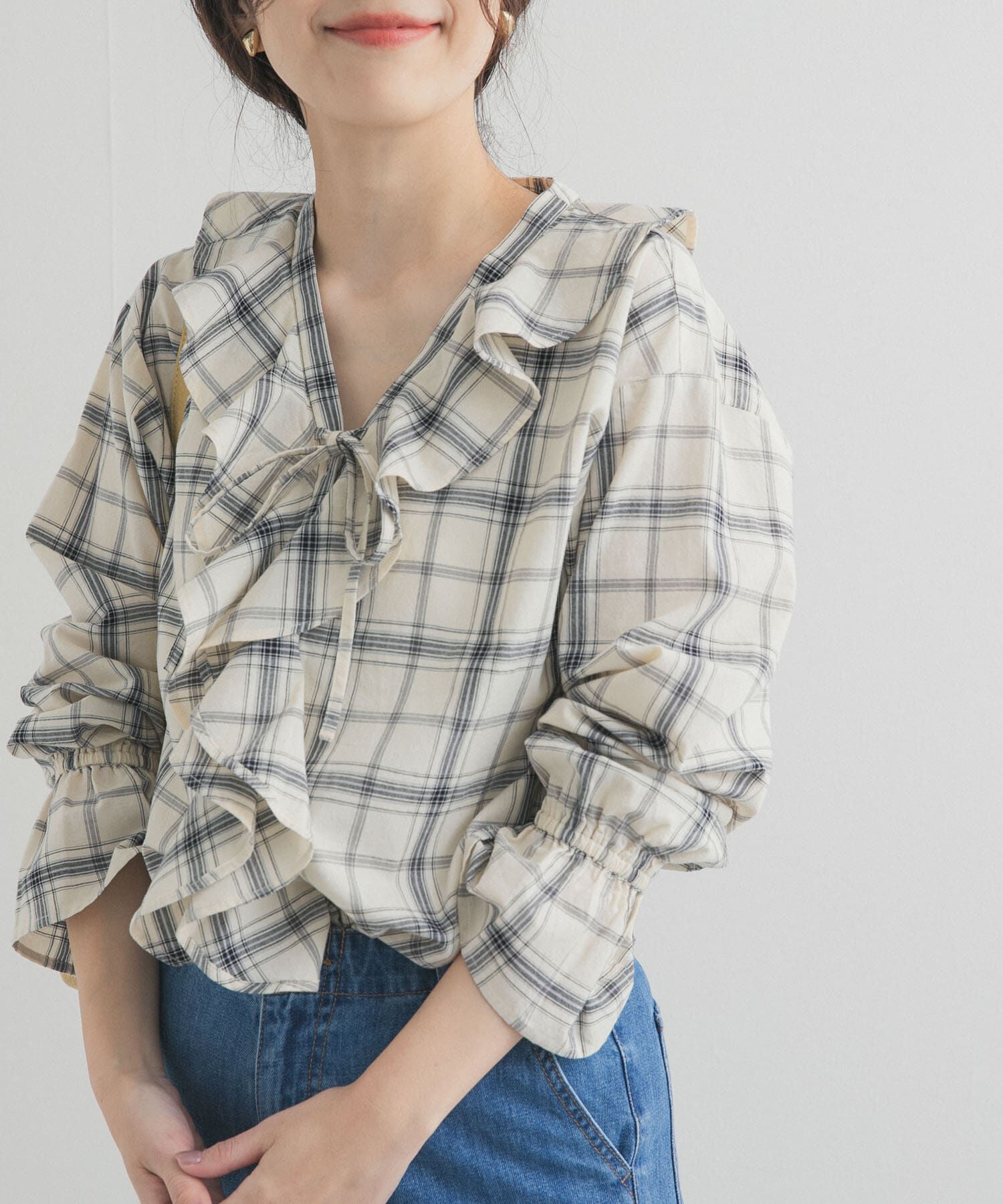 URBAN RESEARCH DOORS「チェックフリルブラウス」|シャツ・ブラウス|ブラック系その他