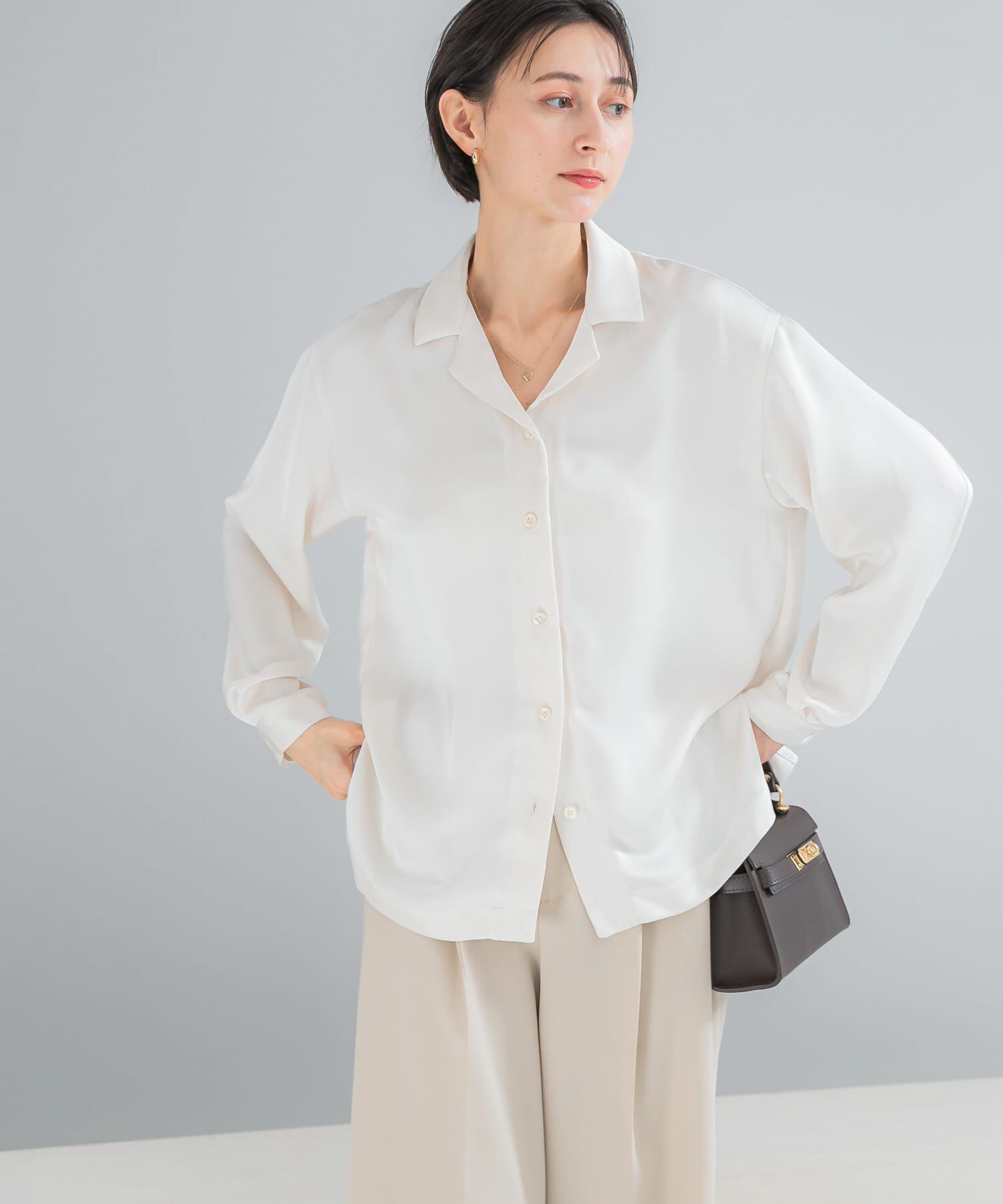 URBAN RESEARCH ROSSO「オープンカラーヴィンテージシルキーサテンブラウス」|シャツ・ブラウス|