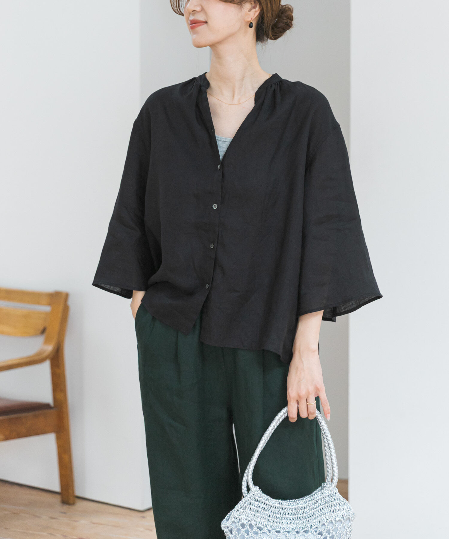 URBAN RESEARCH DOORS「リネンフレアスリーブブラウス」|シャツ・ブラウス|ブラック