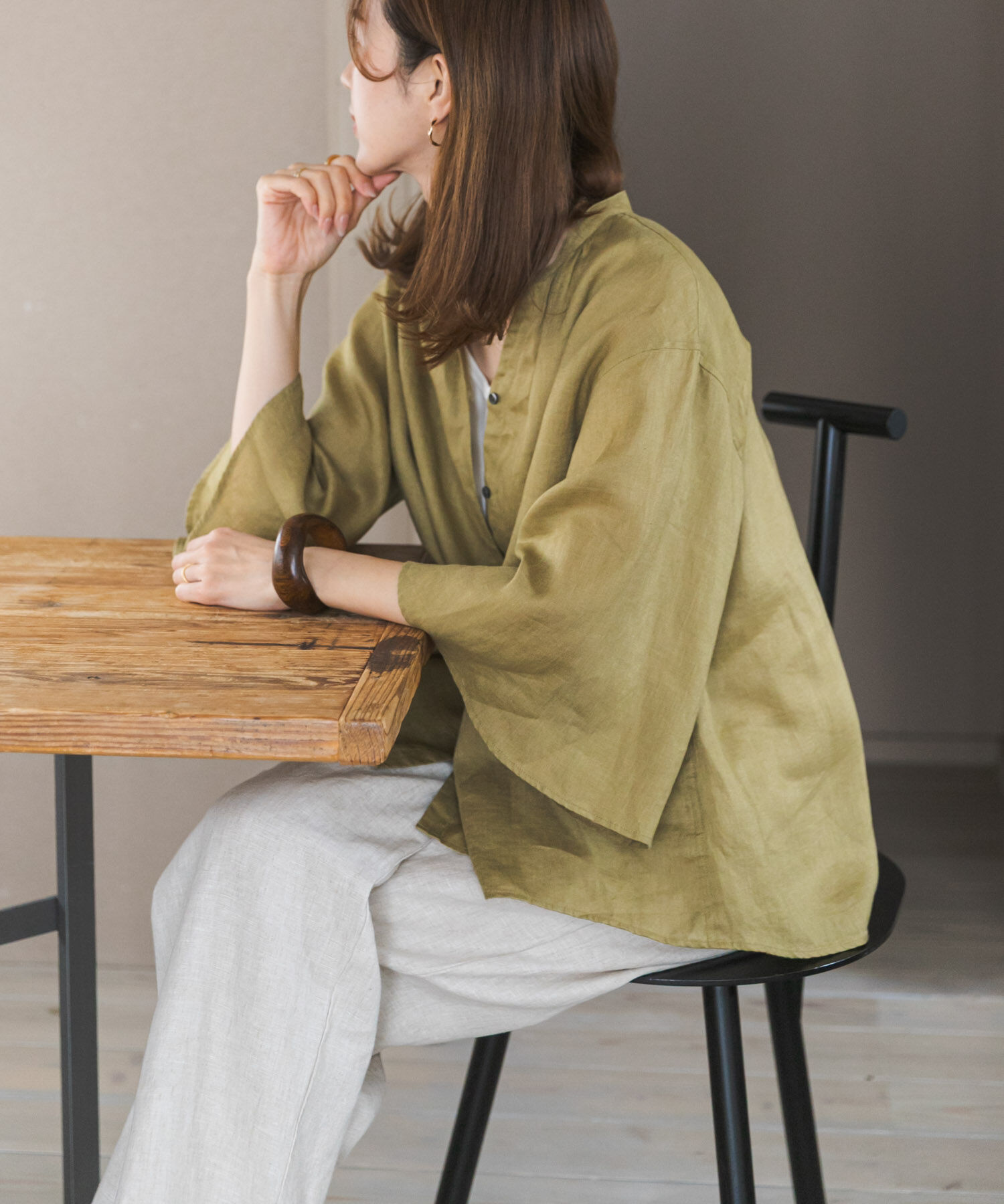 URBAN RESEARCH DOORS「リネンフレアスリーブブラウス」|シャツ・ブラウス|グリーン系その他