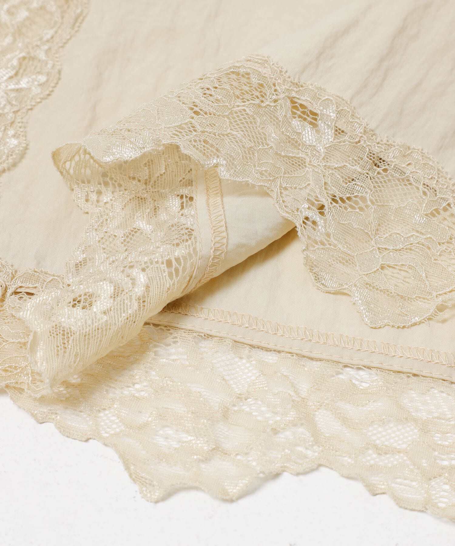  「『一部WEB限定カラー』ヴィンテージライクレースキャミソール」|キャミソール|