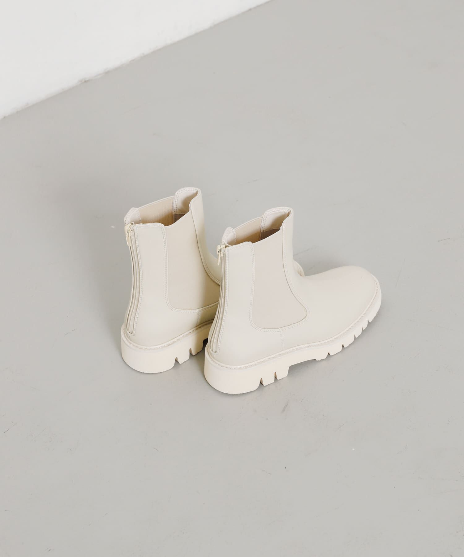 SENSE OF PLACE by URBAN RESEARCH「『軽量ソール採用』トラックソールサイドゴアブーツ」|ショートブーツ|