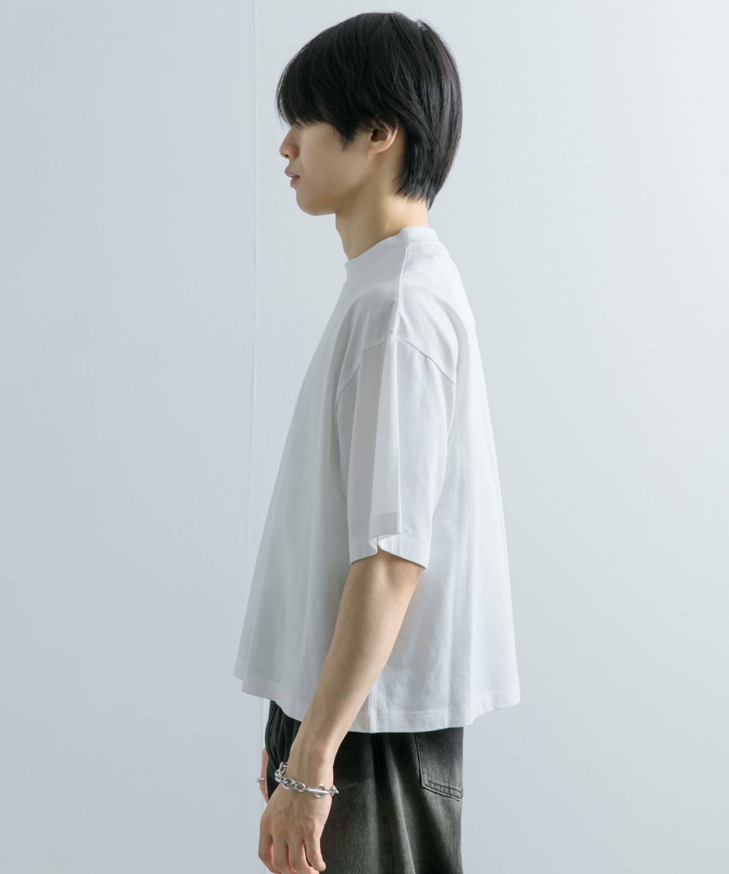 SENSE OF PLACE by URBAN RESEARCH「ロゴグラフィックボクシーTシャツ(5分袖)」|Tシャツ・カットソー|