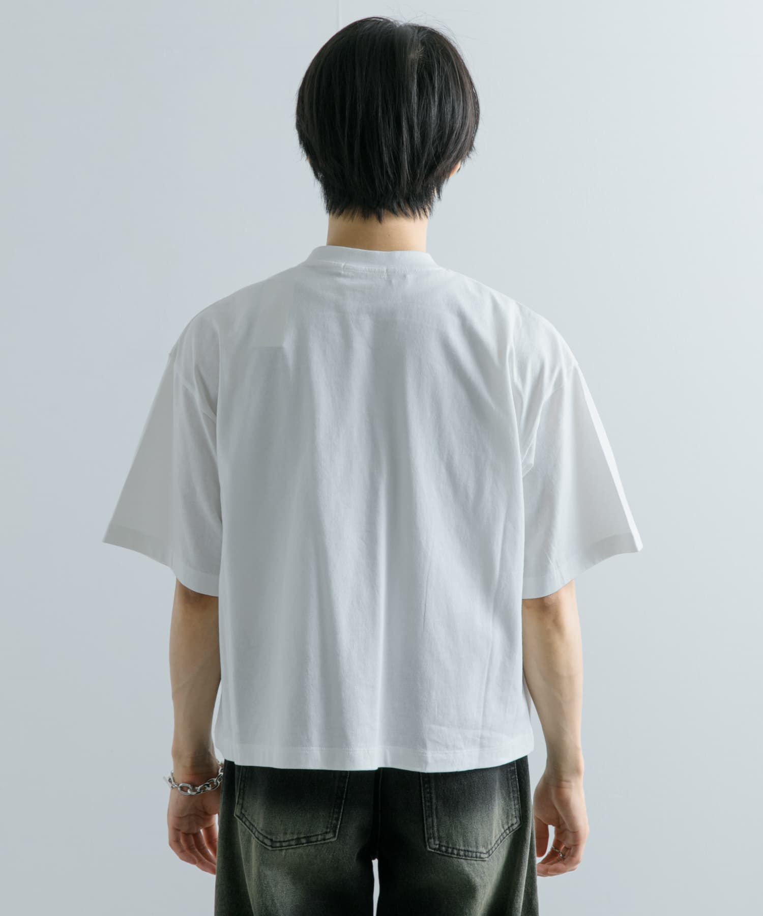 SENSE OF PLACE by URBAN RESEARCH「ロゴグラフィックボクシーTシャツ(5分袖)」|Tシャツ・カットソー|
