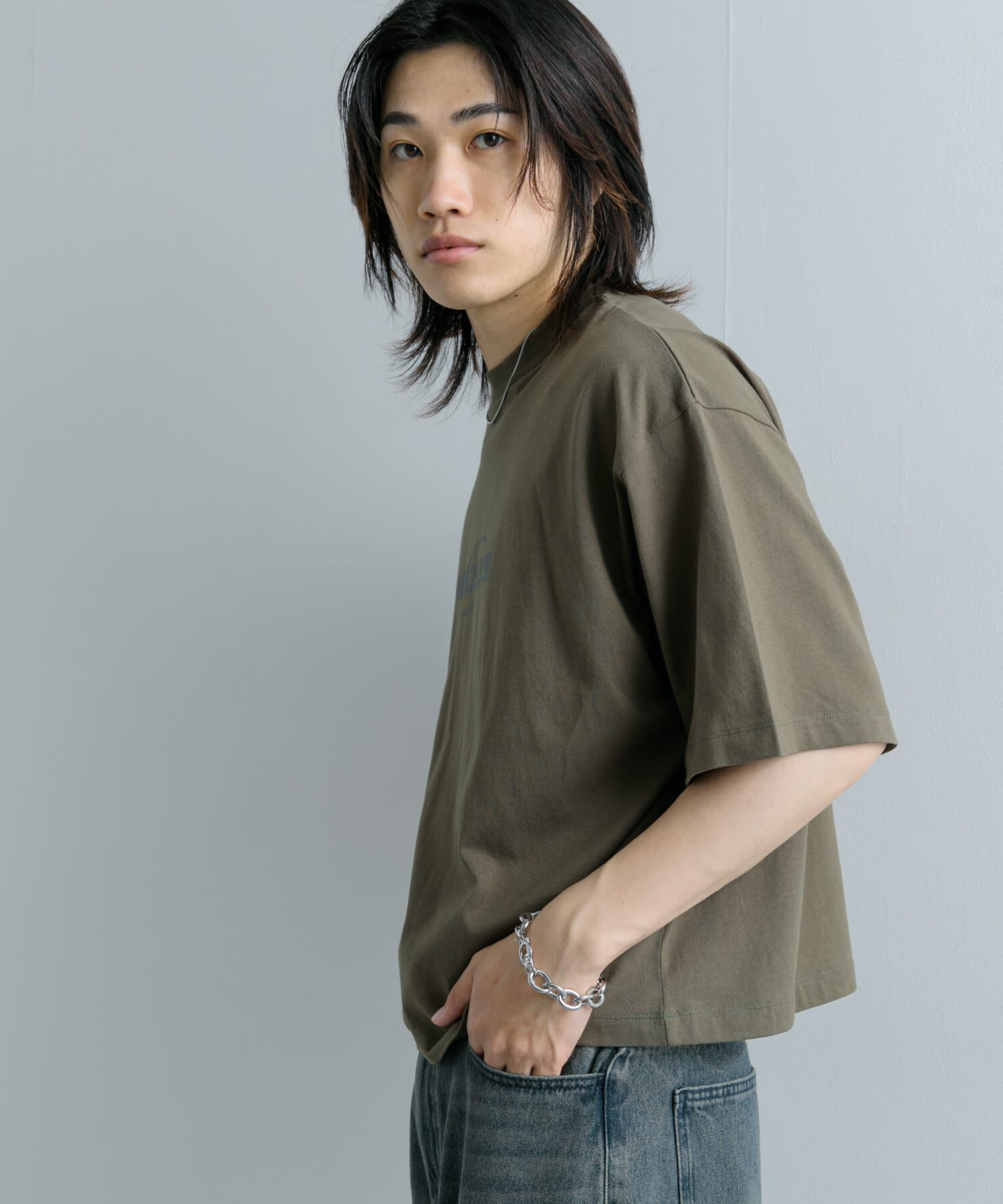 SENSE OF PLACE by URBAN RESEARCH「ロゴグラフィックボクシーTシャツ(5分袖)」|Tシャツ・カットソー|