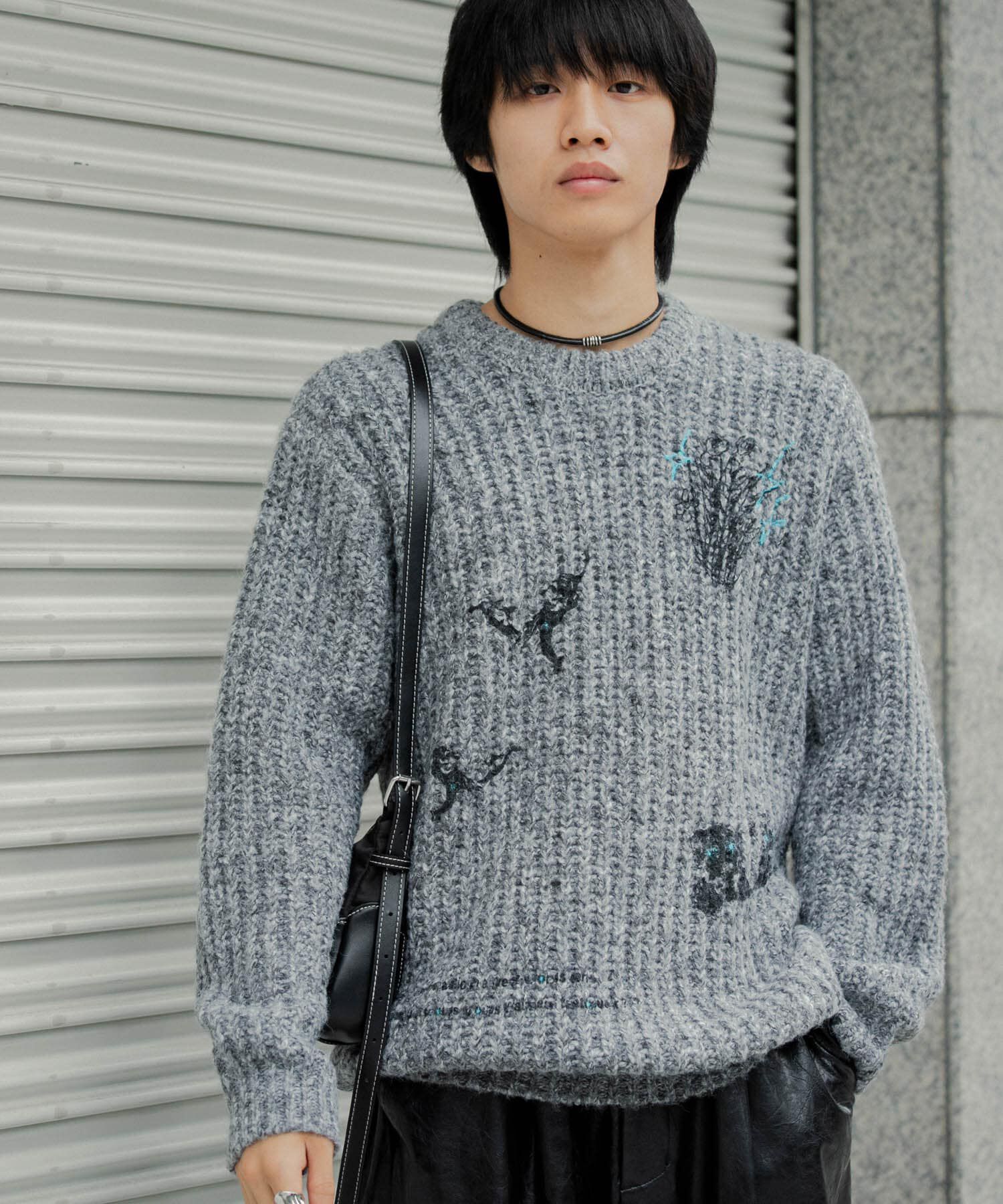 SENSE OF PLACE by URBAN RESEARCH「グラフィックプリントルーズクルーネックニット」|ニット・セーター|