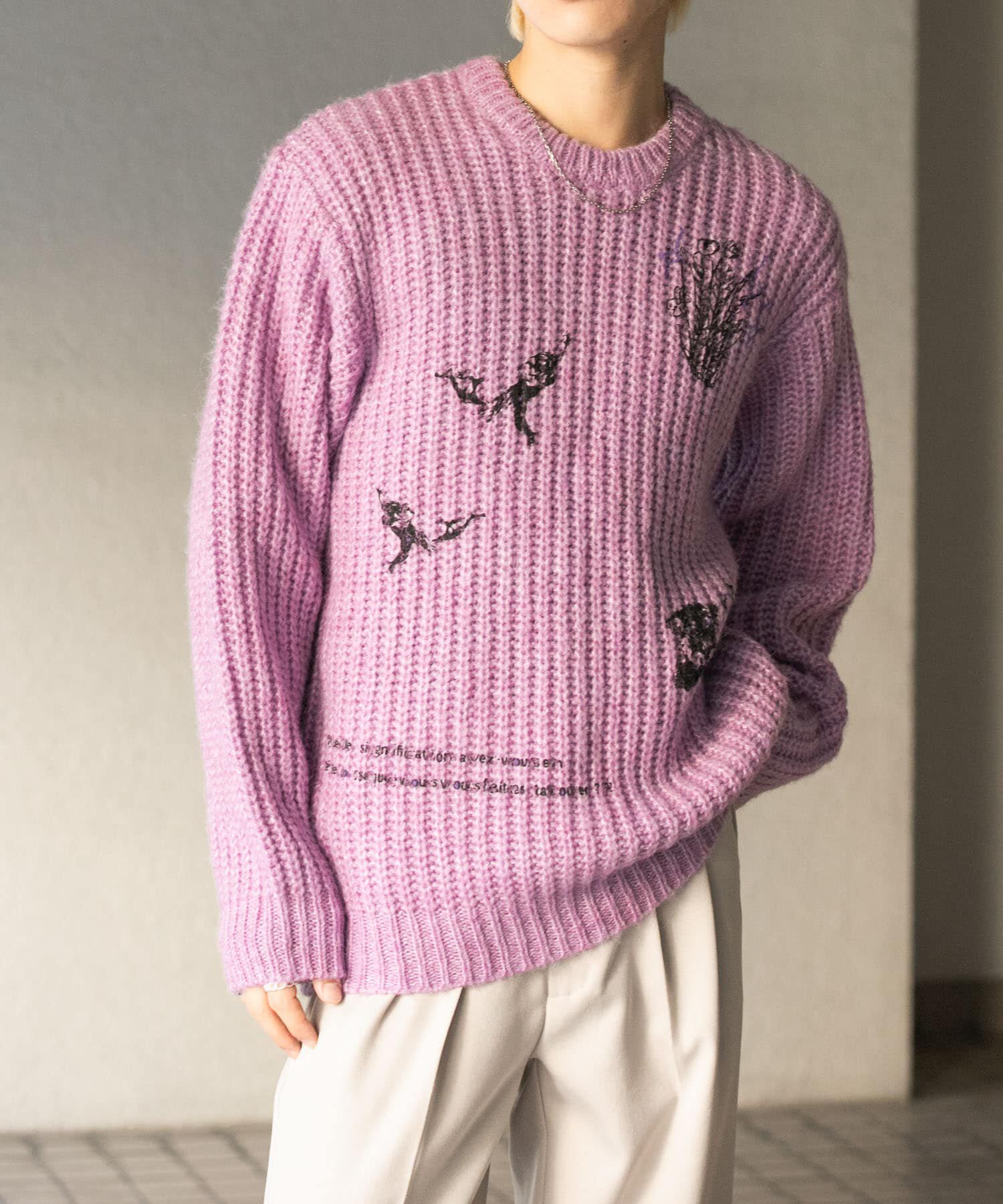 SENSE OF PLACE by URBAN RESEARCH「グラフィックプリントルーズクルーネックニット」|ニット・セーター|パープル