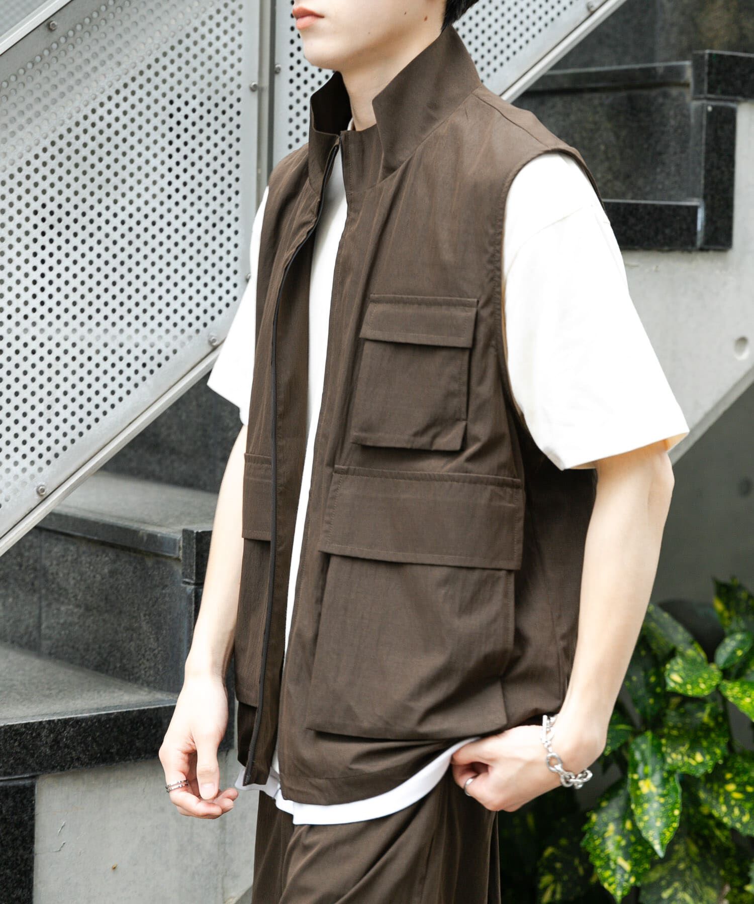 SENSE OF PLACE by URBAN RESEARCH「ユーティリティスタンドベスト」|ブルゾン・スタジャン|