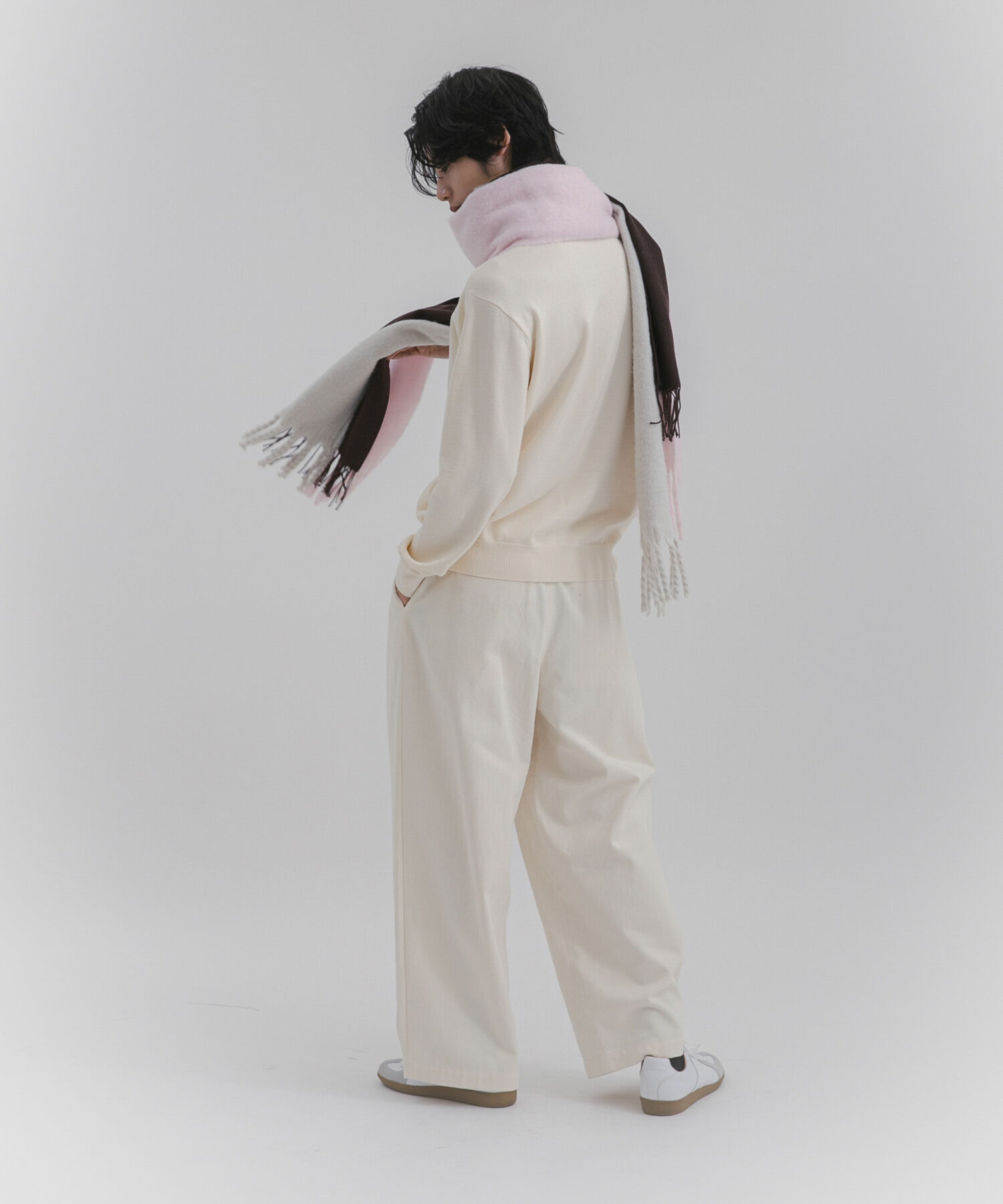 SENSE OF PLACE by URBAN RESEARCH「『一部WEB限定カラー』『洗濯可/毛玉防止』ストレッチモックネックニット」|ニット・セーター|