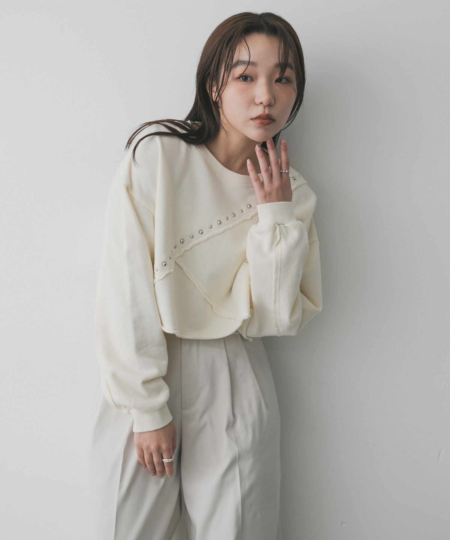 SENSE OF PLACE by URBAN RESEARCH「スタッズピグメントカットトップ」|スウェット・ジャージ|アイボリー