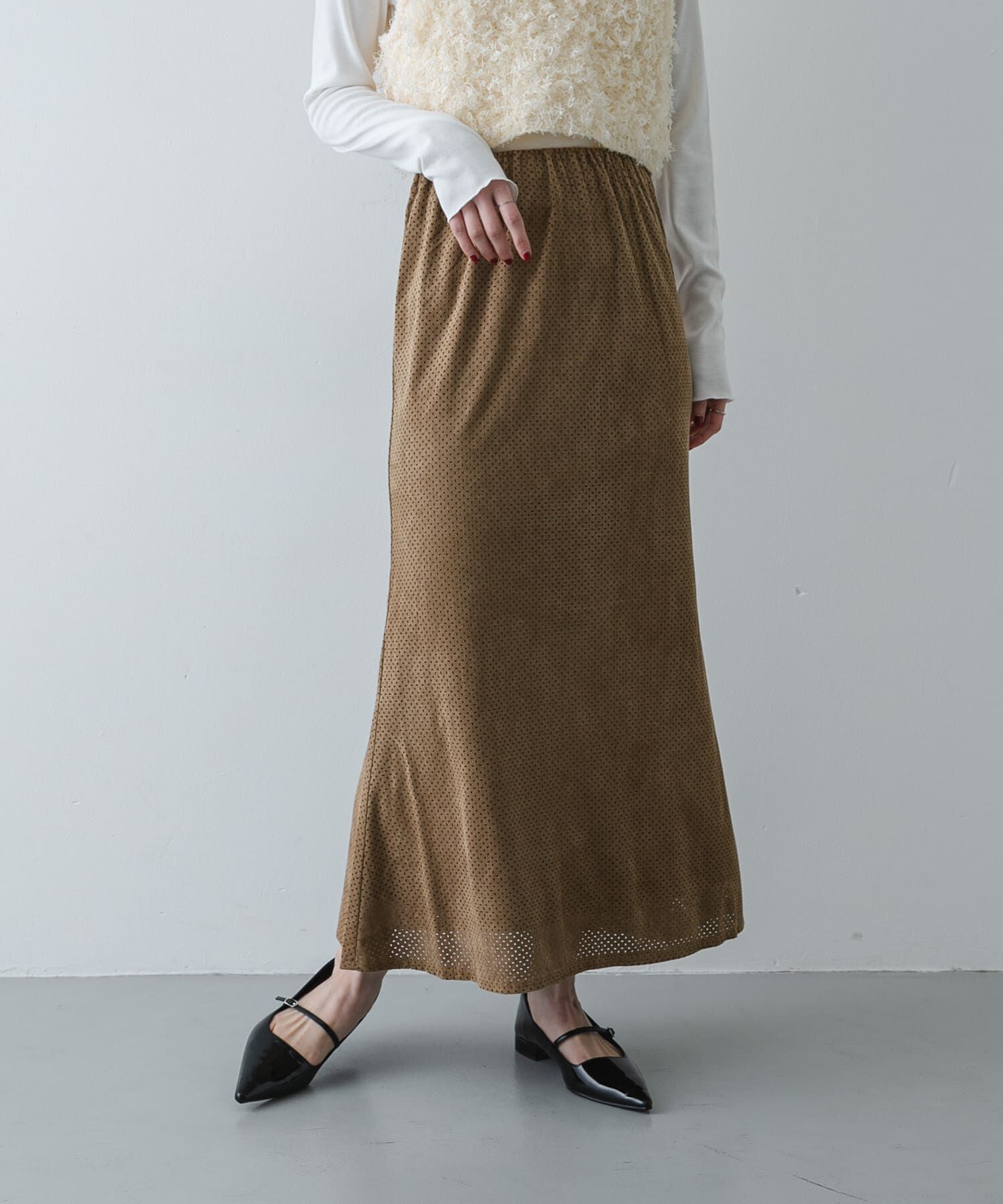 SENSE OF PLACE by URBAN RESEARCH「FSパンチングナロースカート」|スカート|ベージュ