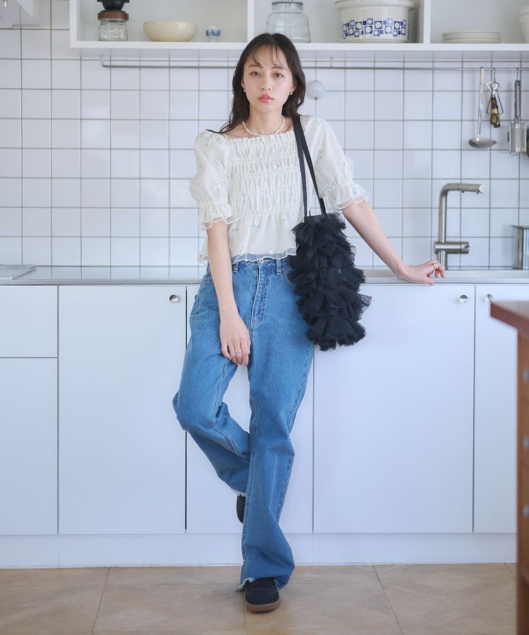 earth music&ecology「カットオフフレアデニムパンツ」|デニム|