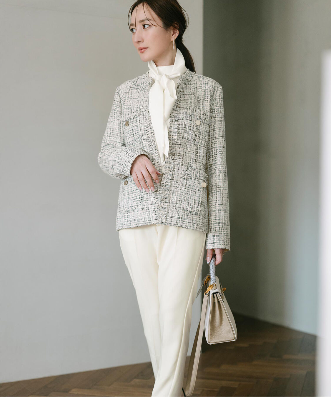 ur's「【星玲奈さんコラボアイテム】2wayボリュームスリーブボウタイブラウス」|シャツ・ブラウス|