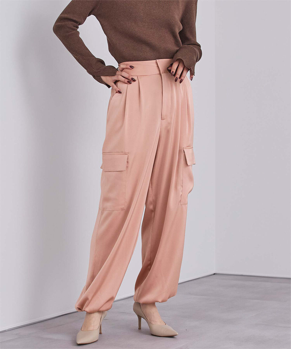 ur's「サテンパラシュートパンツ」|カーゴ|