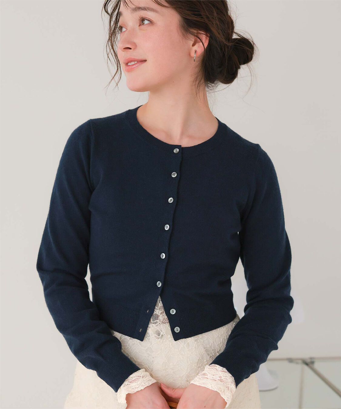 titivate「クルーネックニットカーディガン/トップス」|ニット・セーター|ネイビー