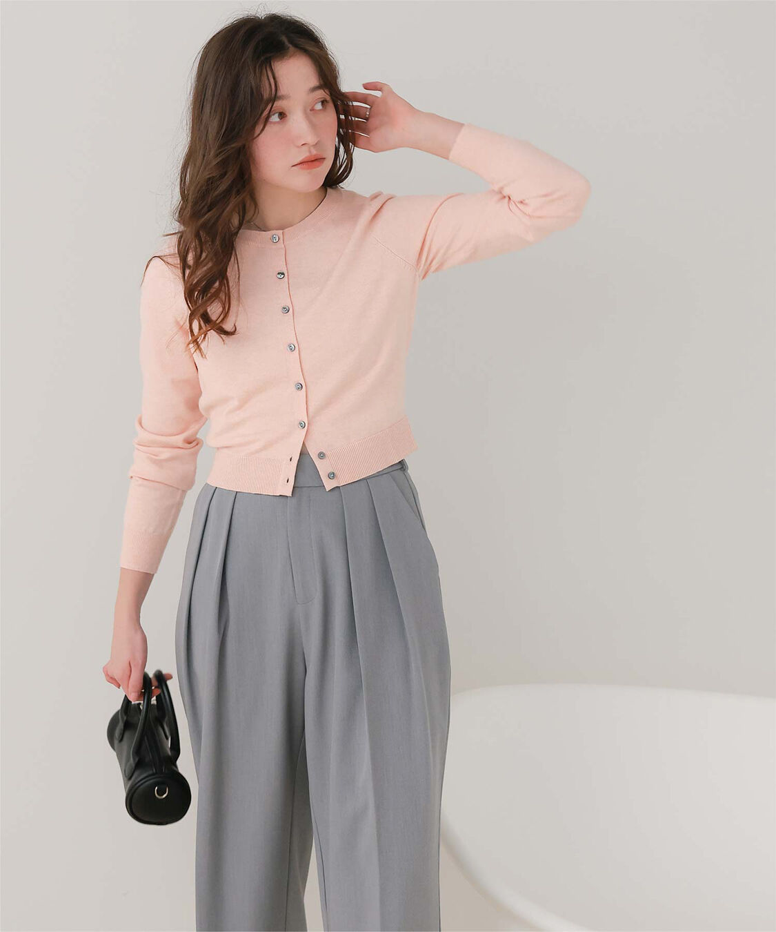 titivate「クルーネックニットカーディガン/トップス」|ニット・セーター|