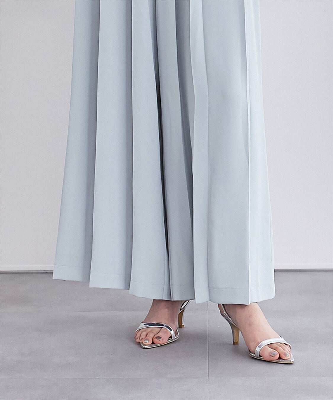 ur's「プリーツワイドパンツ」|スラックス|