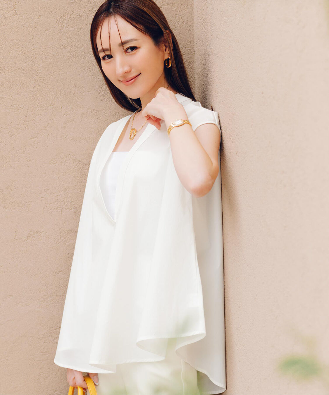 ur's「【星玲奈さんコラボアイテム】ディープVネックボウタイブラウス」|シャツ・ブラウス|