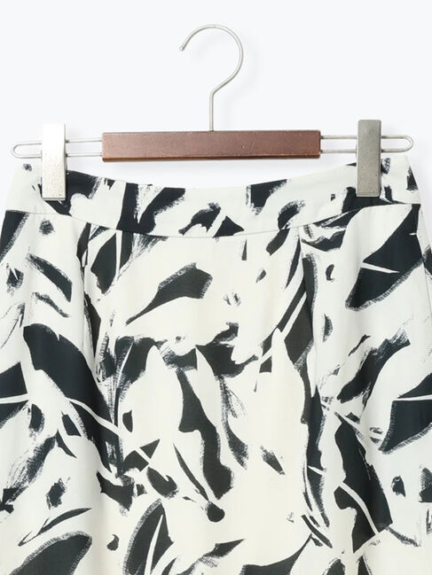 Te chichi「ペイントパターンナロースカート《2026 spring catalog item》」|スカート|