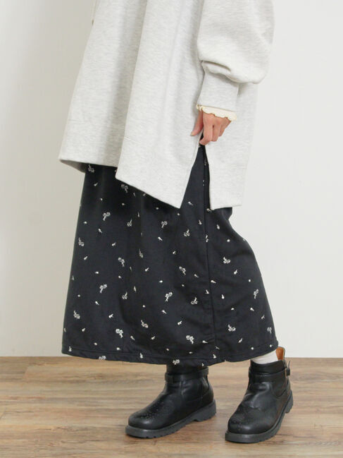 Samansa Mos2「ベロアプリーツ/刺繍アソートナロースカート」|スカート|ブラック