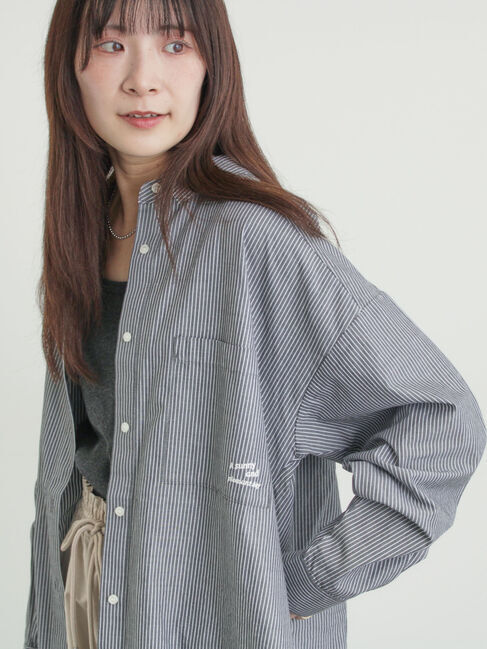 Samansa Mos2「ワンポイント刺繍オーバーシャツ」|シャツ・ブラウス|