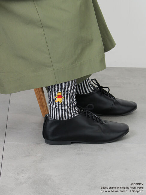 Samansa Mos2「【Disney】くまのプーさん/ワンポイント刺繍ソックス」|ソックス|