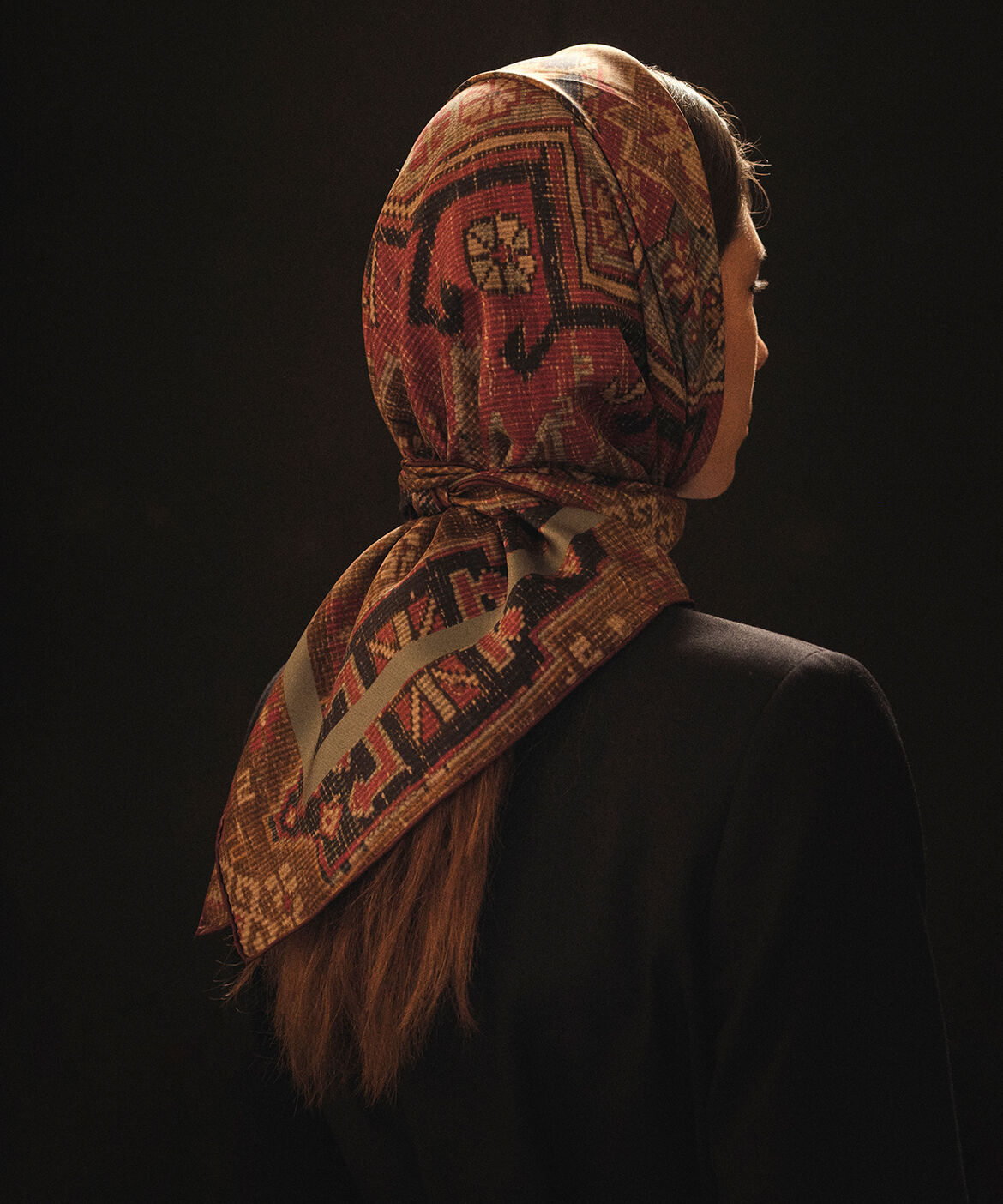 INED「《SUPERIOR CLOSET》Classical Carpet Scarf《Tapis Noir》」|バンダナ・スカーフ|レッド