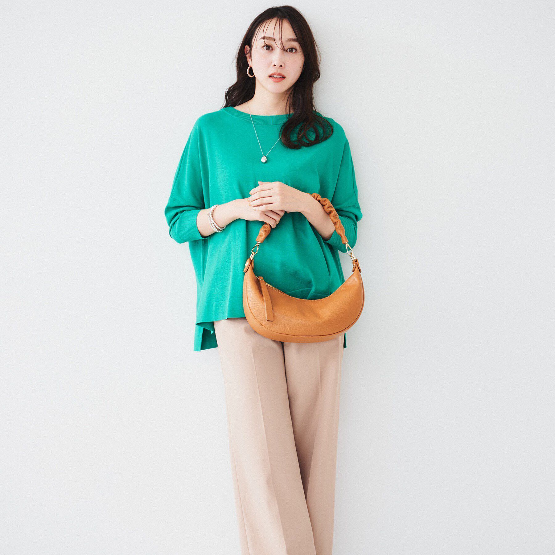 UNTITLED「【本革】ムーンショルダー」|ショルダー・メッセンジャー|